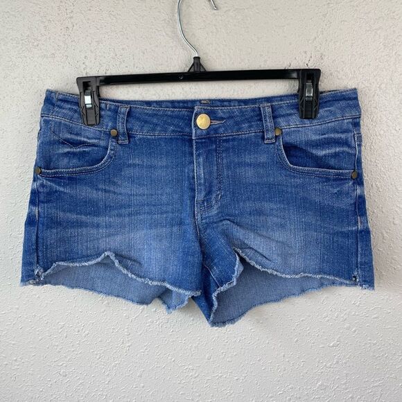 Fire Los Angeles Denim Cut Off Shorts Size 7 EUC - Picture 1 of 5